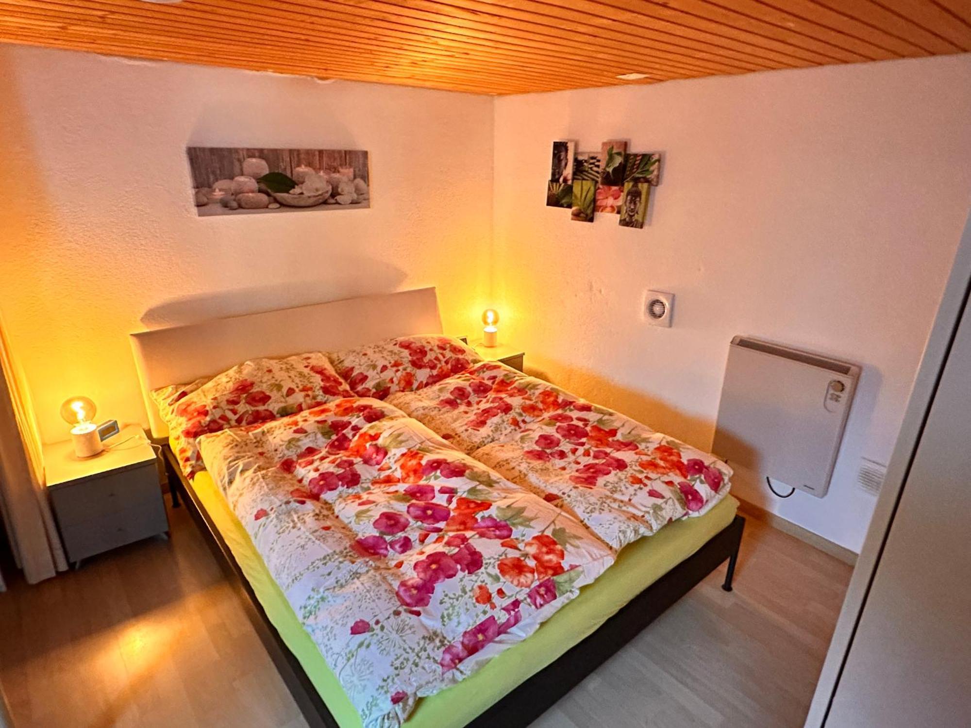 Bijouswiss " Yellow House" Oberterzen Kültér fotó